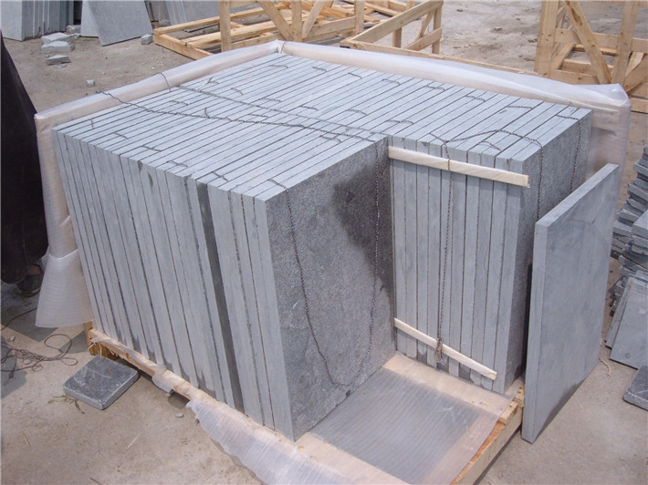 <strong>青石板廠家批發3公分5公分厚：地鋪板、碎拼、文化石價格</strong>